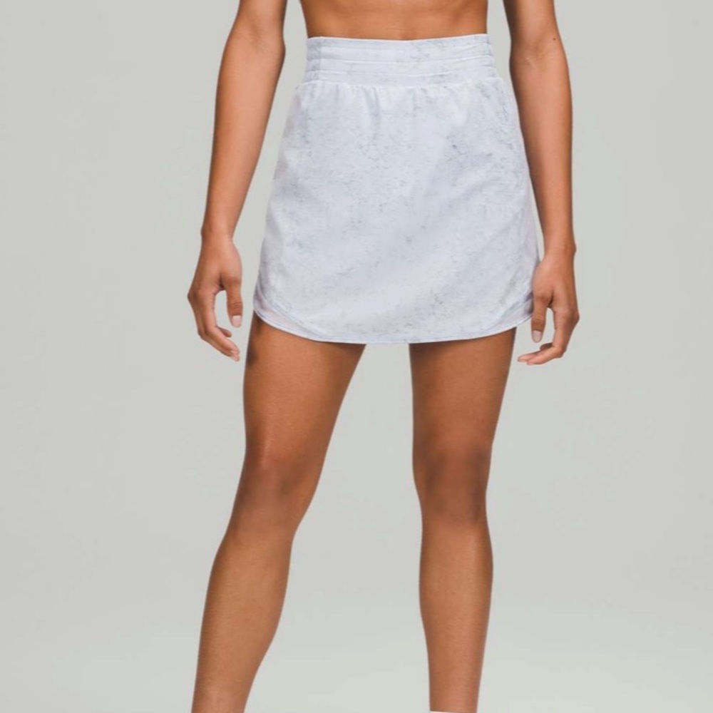 Lululemon Hotty Hot High-Rise Skirt *Long Gravel Dust Pastel Blue Multi